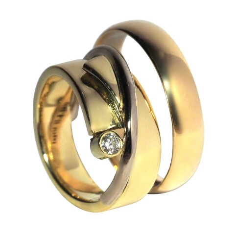 Goud ring Waalwijk urn Ringen4